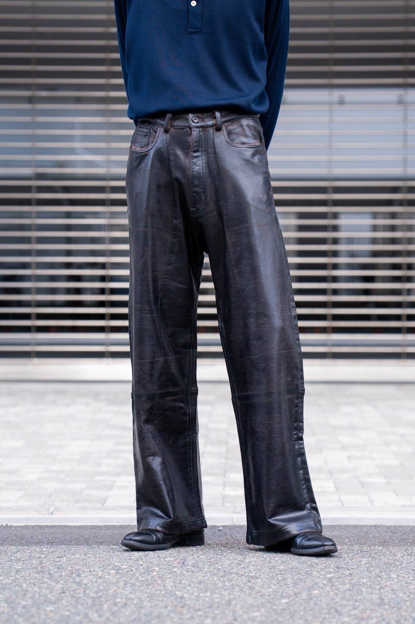 CRACKING COATED WIDE PANTS .14