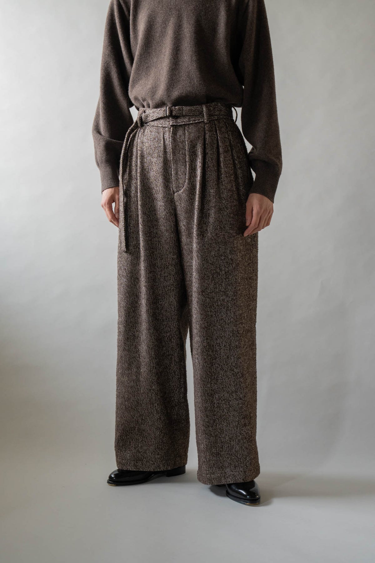 BELTED WIDE PANTS