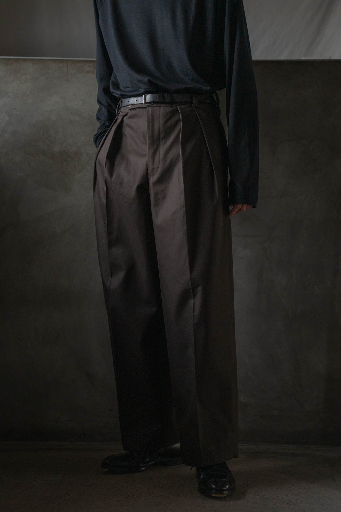 COTTON GABA 2TUCK WIDE SLACKS