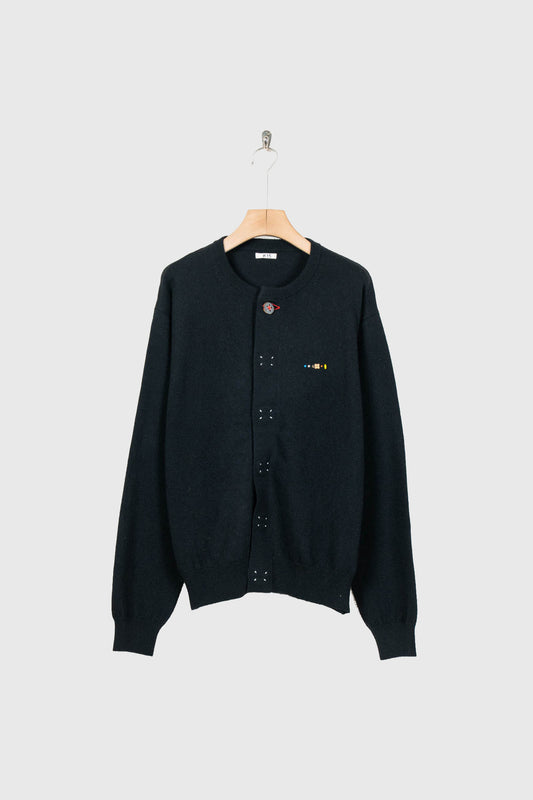 Wool knit cardigan for sign