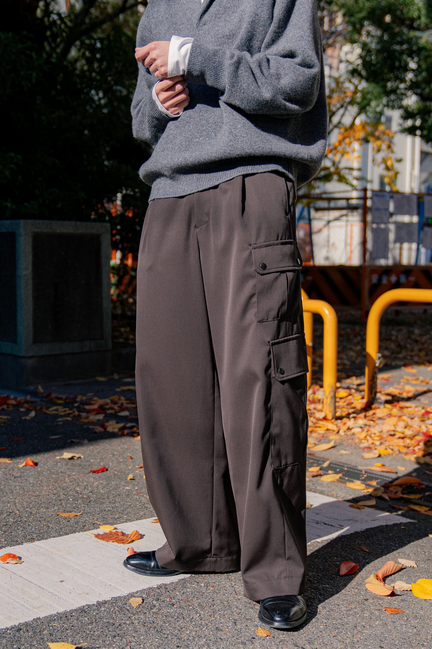 CARGO POCKET WIDE EASY TROUSERS