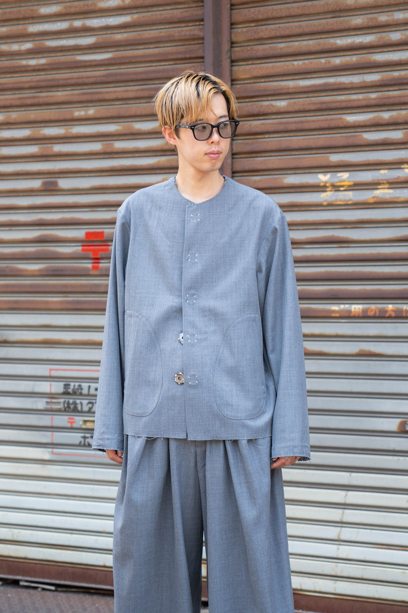 No-collar wool gabardine jacket