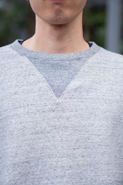 THE SWEATSHIRT