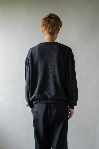 CASHMERE V-NECK KNIT .16
