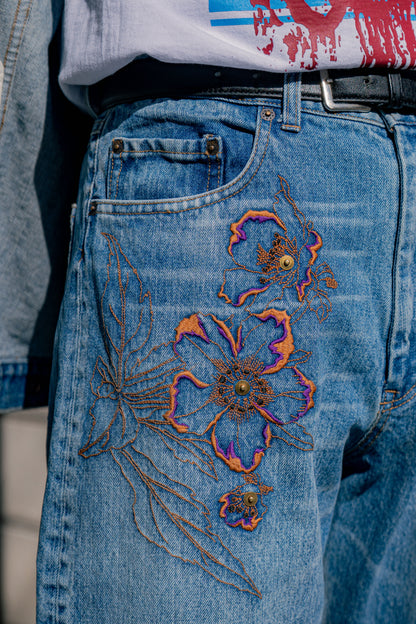 Embroidered-design denim pant