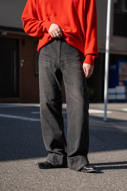 TWIST CUT DENIM JEANS(ST.1396)