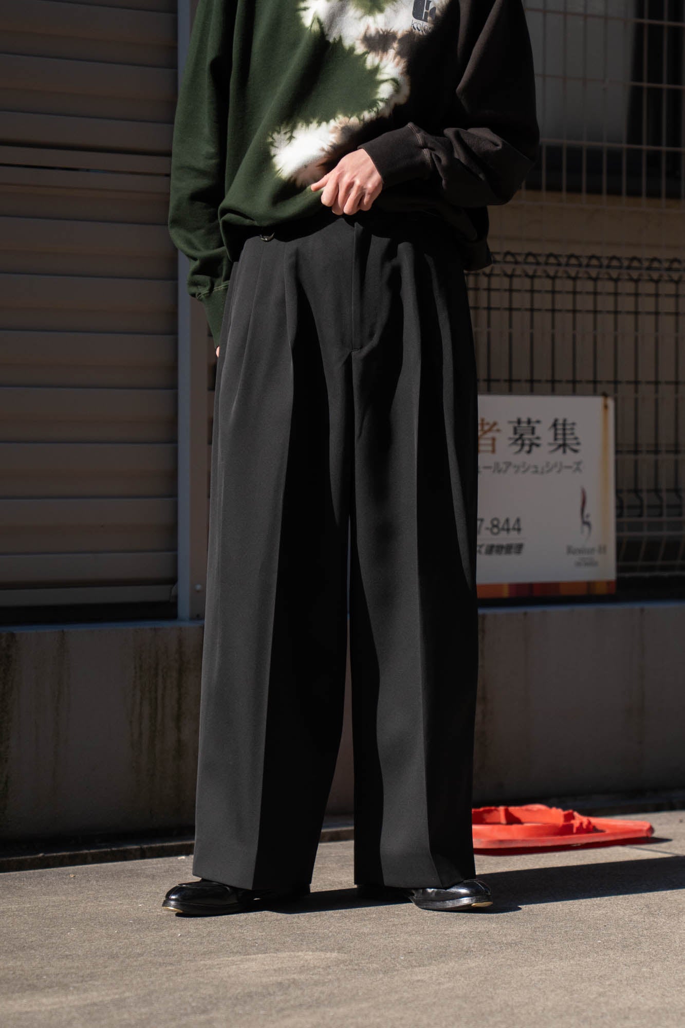 Extra Volumed Tapered Pants