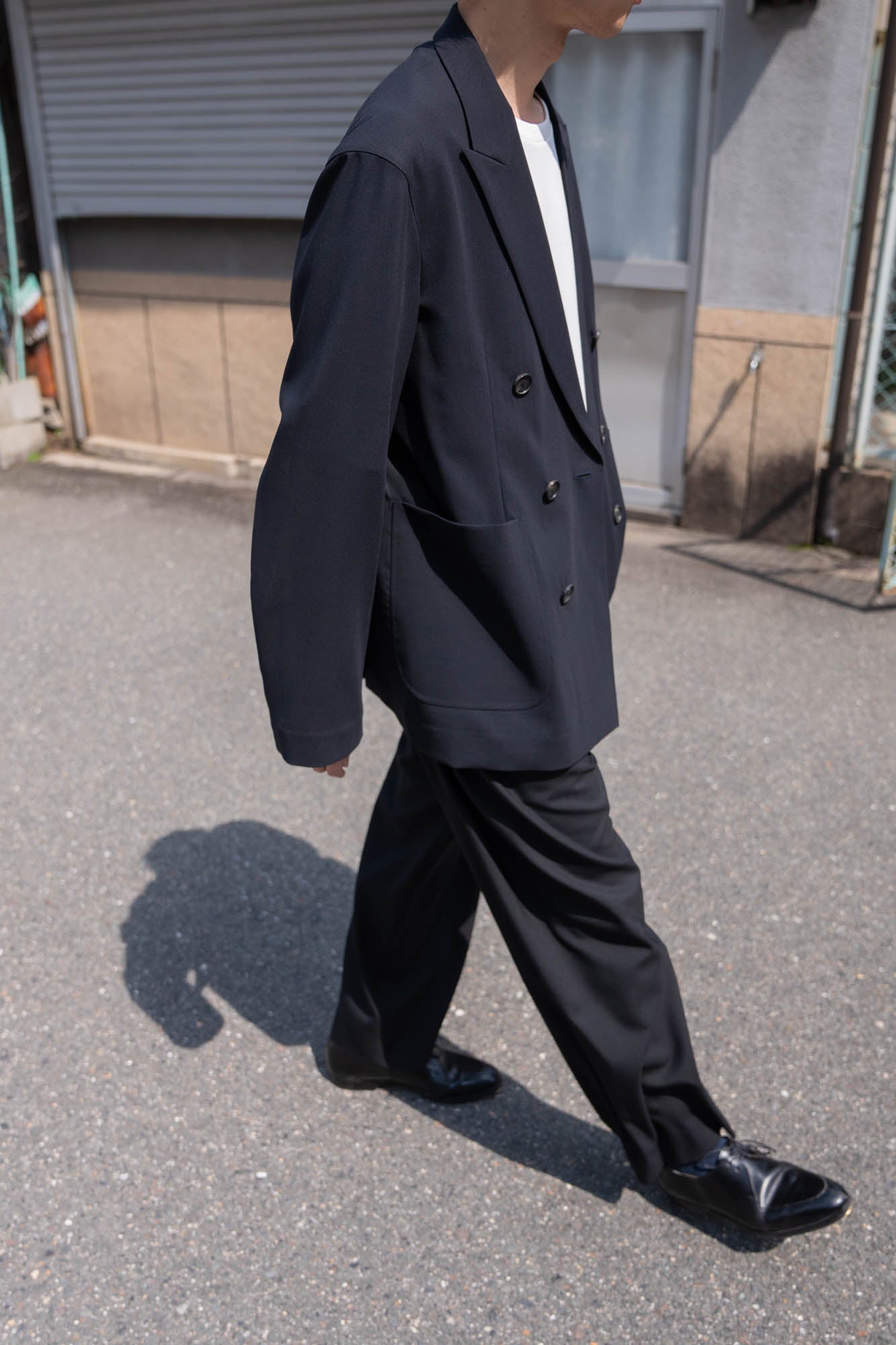 UNLINED NAVY BLAZER