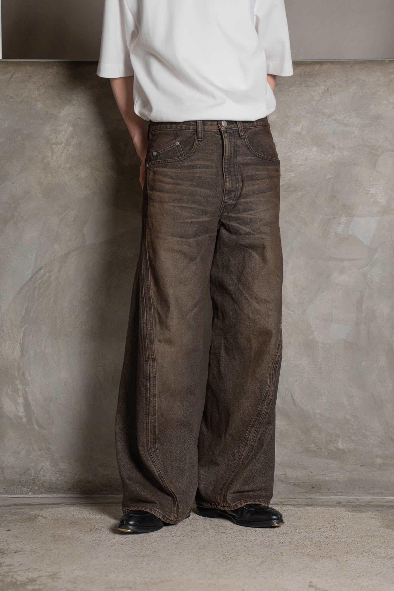 3D TWISTED WIDE LEG JEANS