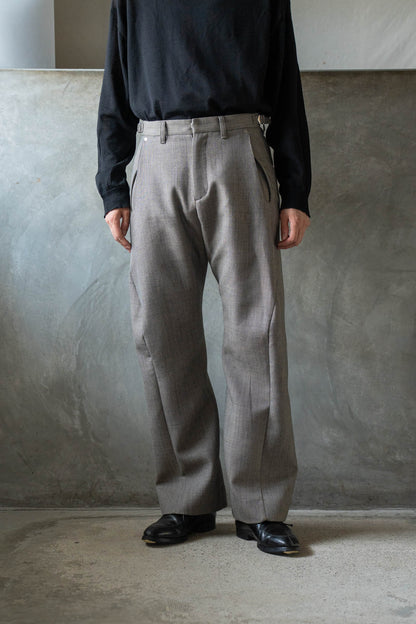 3D TWISTED TAILORED PANTS
