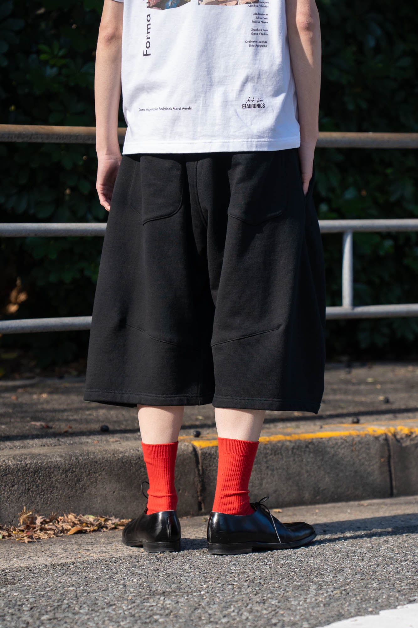 Pleated Balloon Sweat Shorts