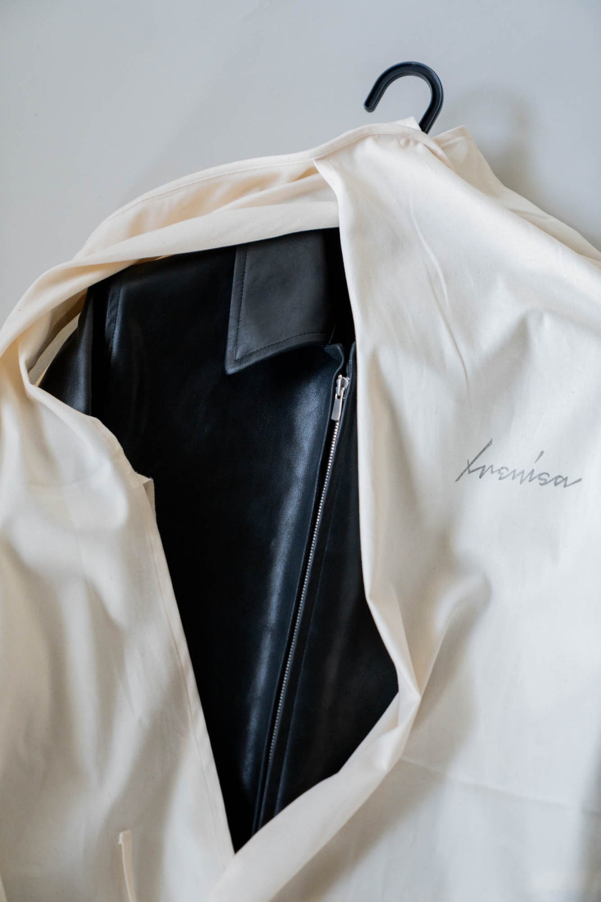 MODIFIED-SLEEVE LEATHER MOTOR JACKET