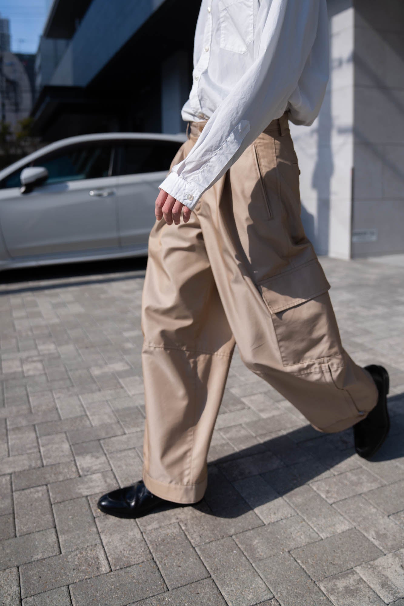 Giza cotton cargo tuck pants