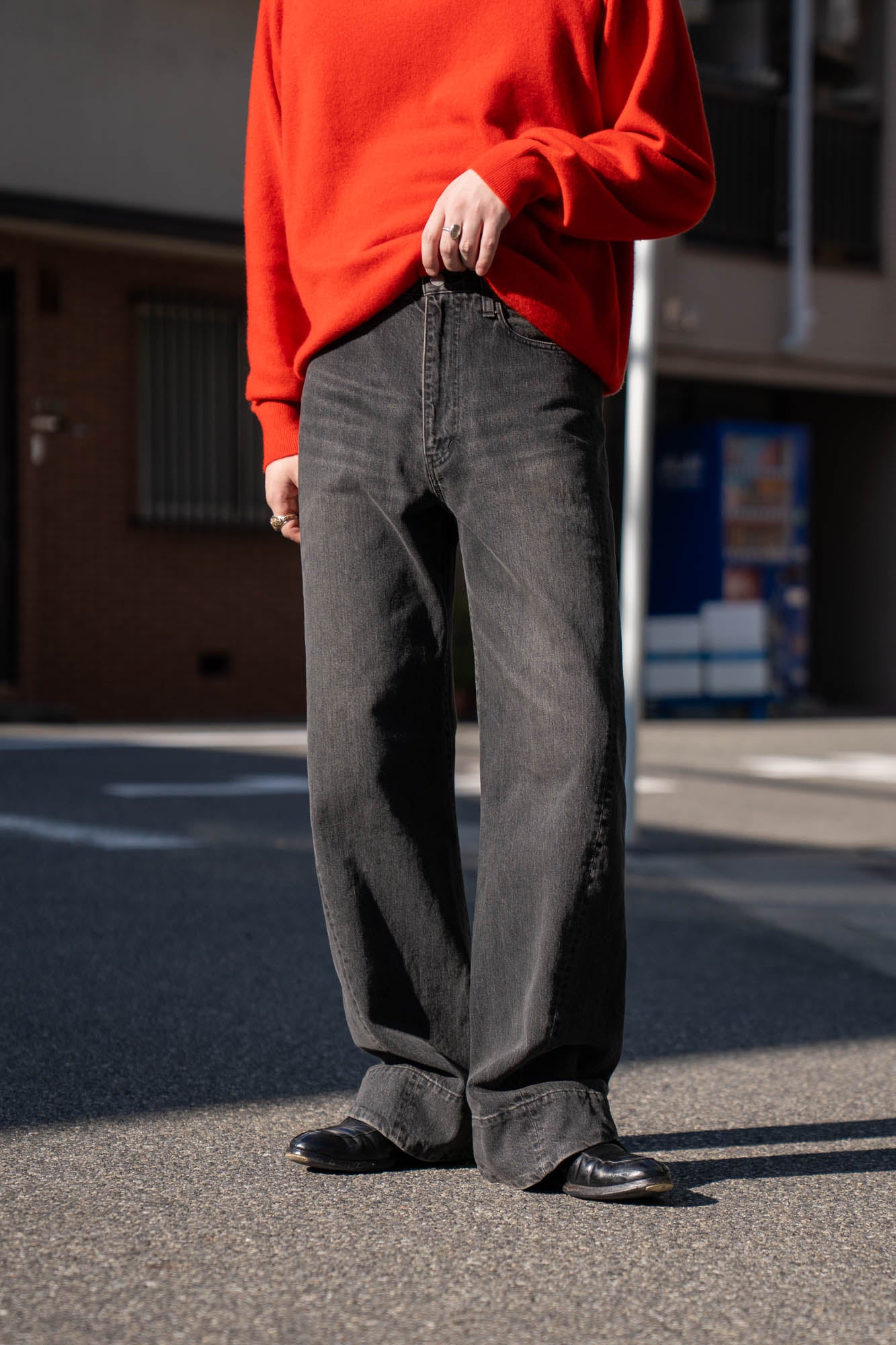 TWIST CUT DENIM JEANS(ST.1396)