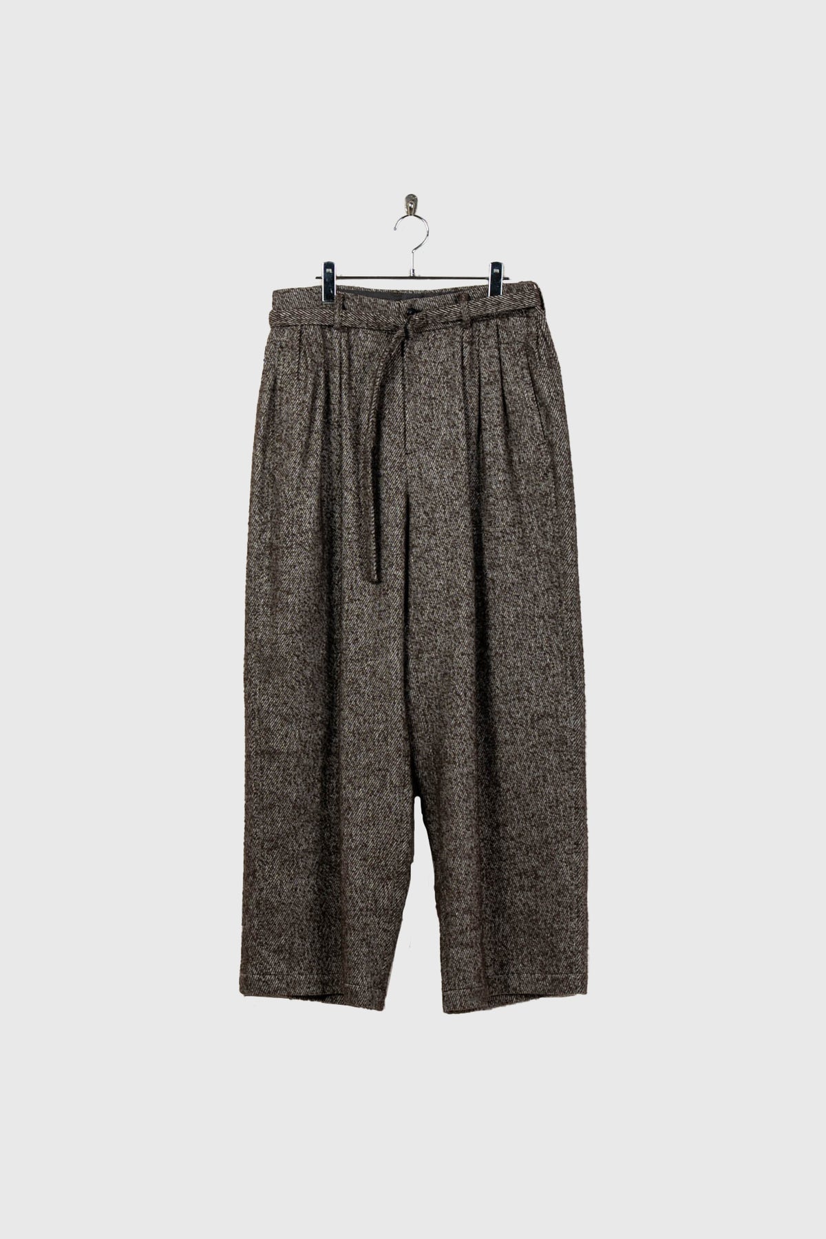 BELTED WIDE PANTS