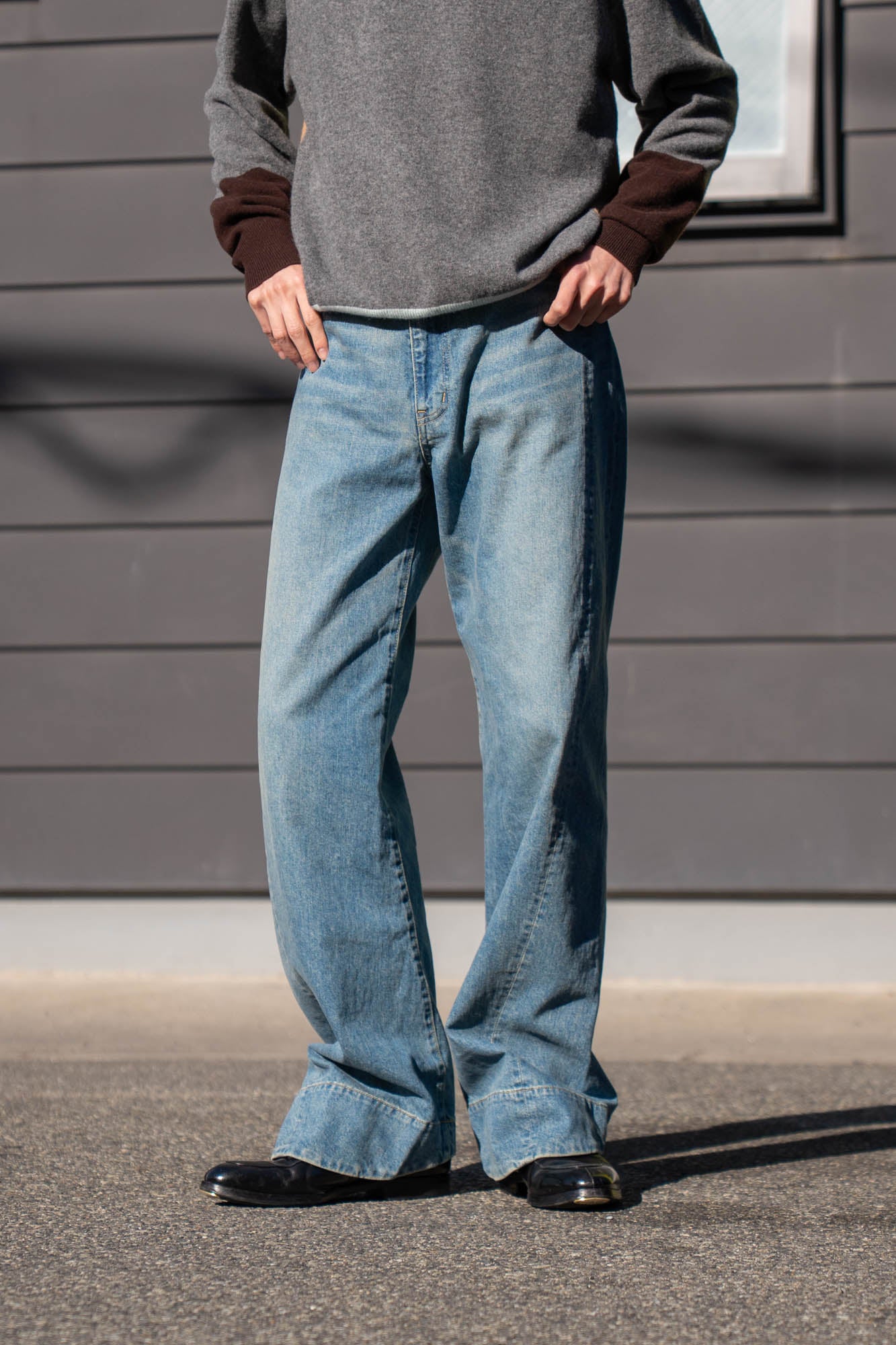 TWIST CUT DENIM JEANS(ST.1396)