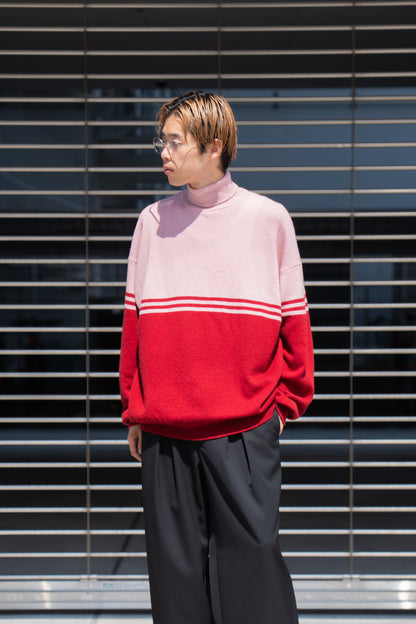 CASHMERE TURTLE SWEATER