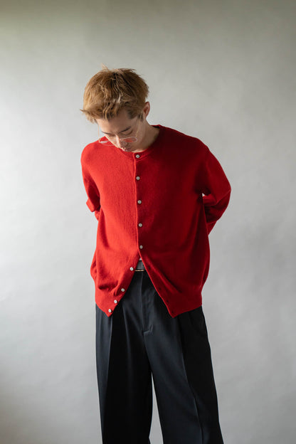 CASHMERE CREW NECK CARDIGAN .16