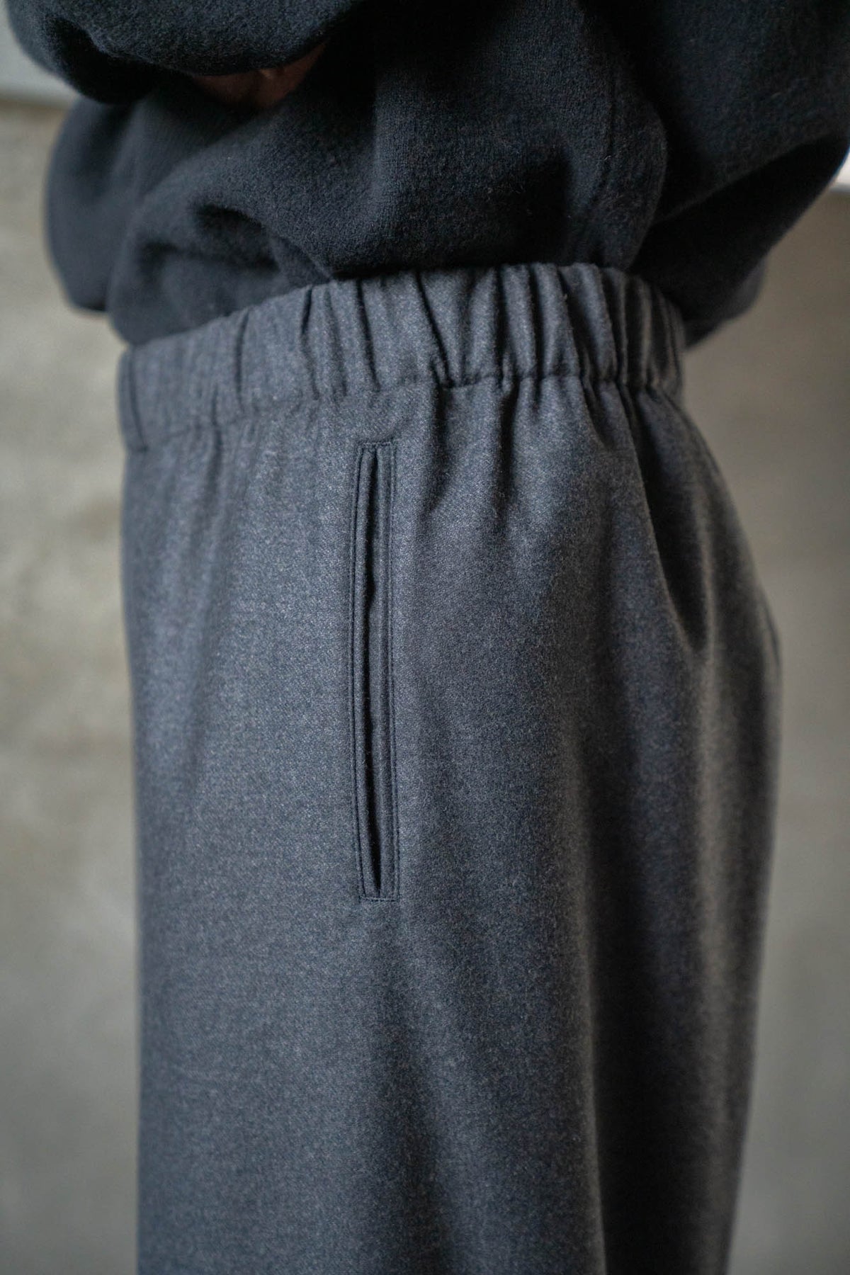 Drawstring Trousers in Wool Flannel