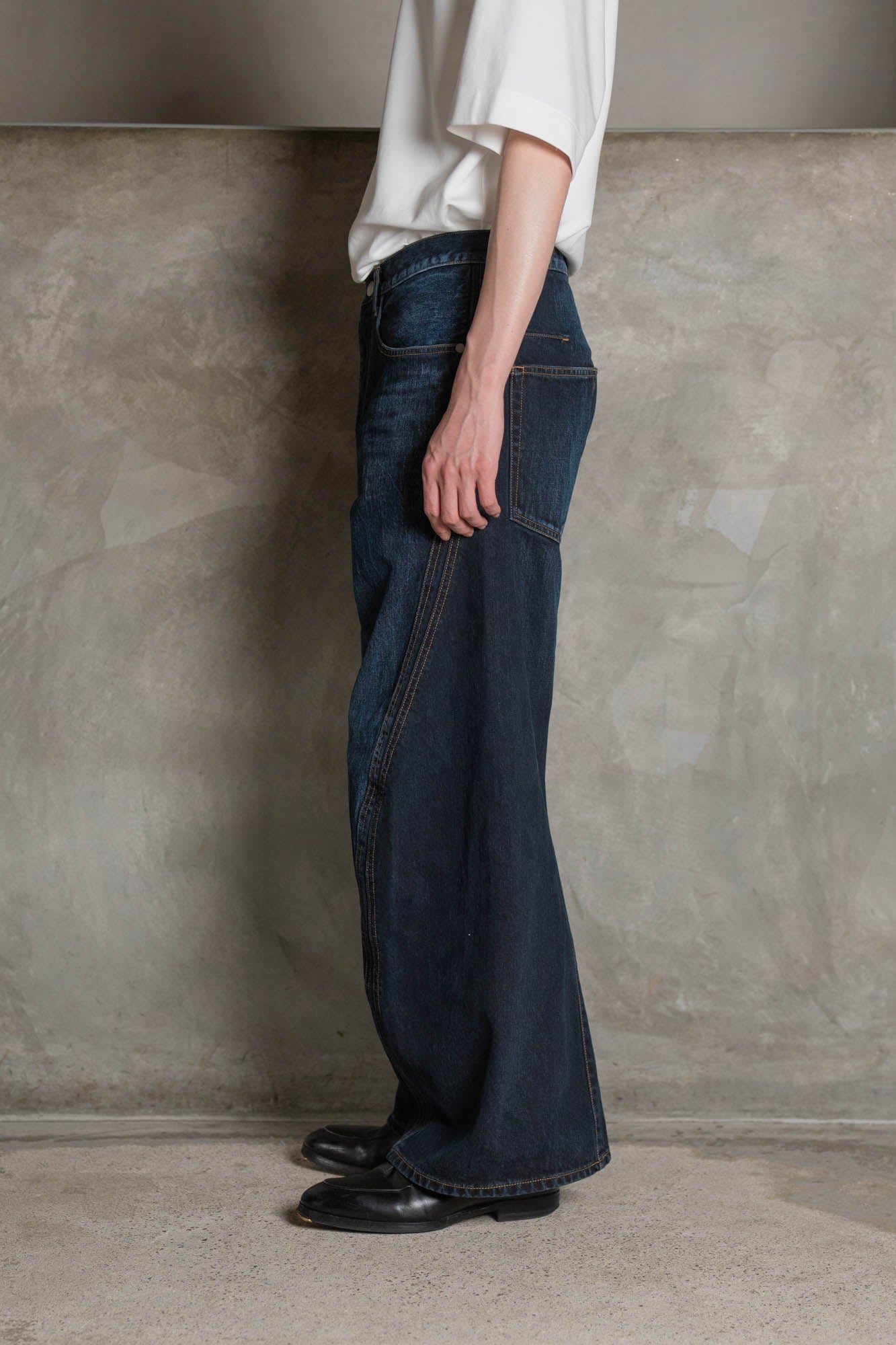 3D TWISTED WIDE LEG JEANS | デニム NVRFRGT（ネバーフォーゲット