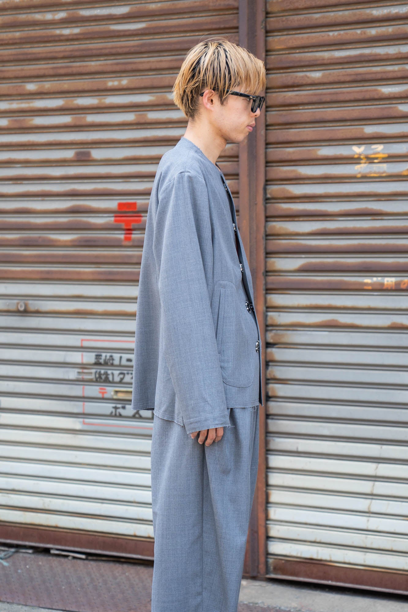 No-collar wool gabardine jacket