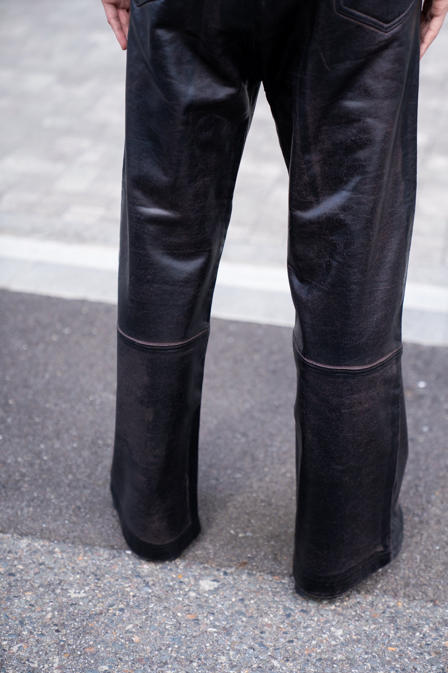 CRACKING COATED WIDE PANTS .14