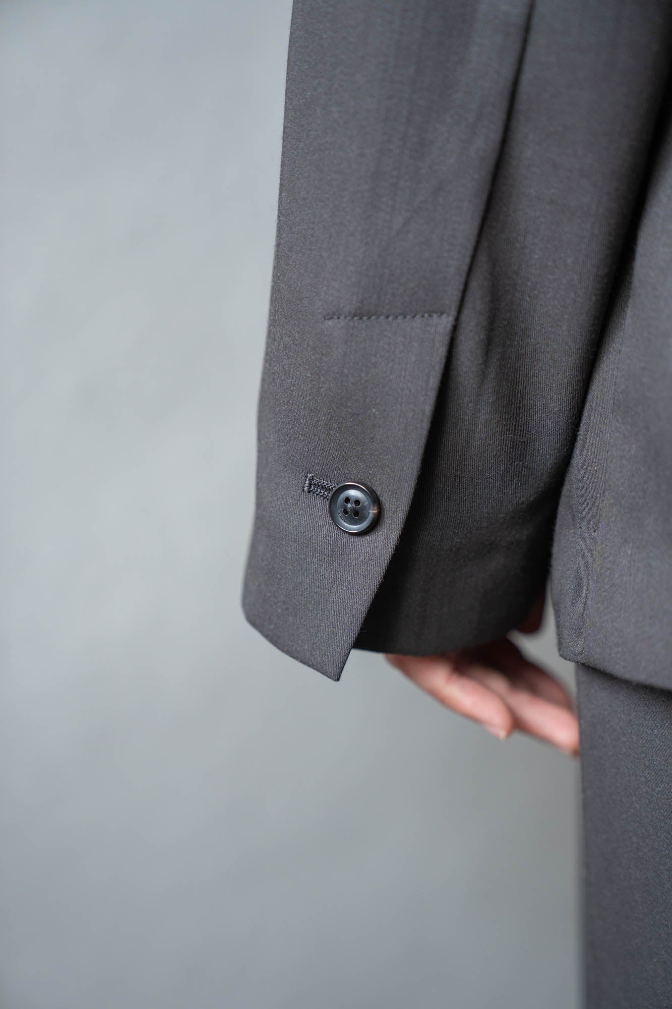DOUBLE-BREASTED RELAX SHOULDER JACKET