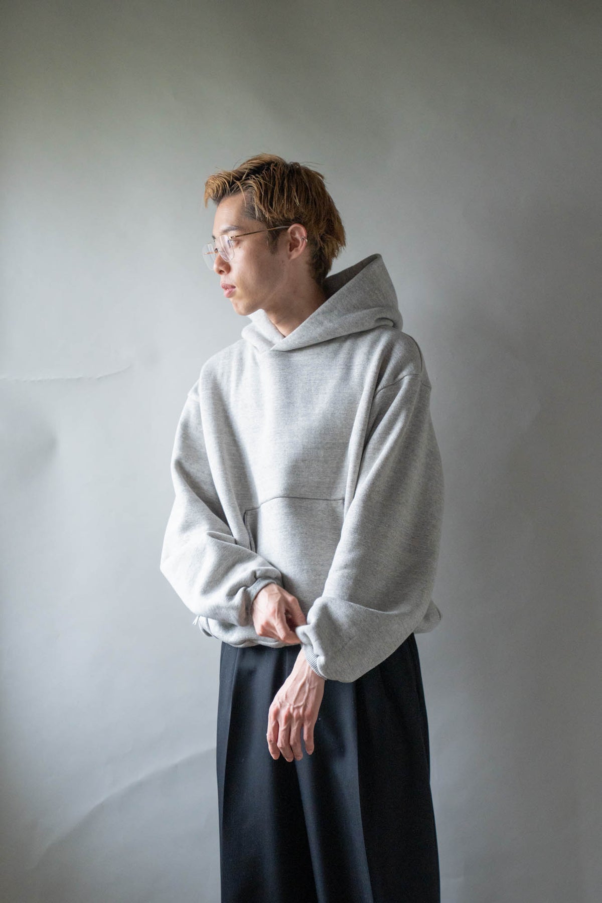 THE SWEAT HOODIE