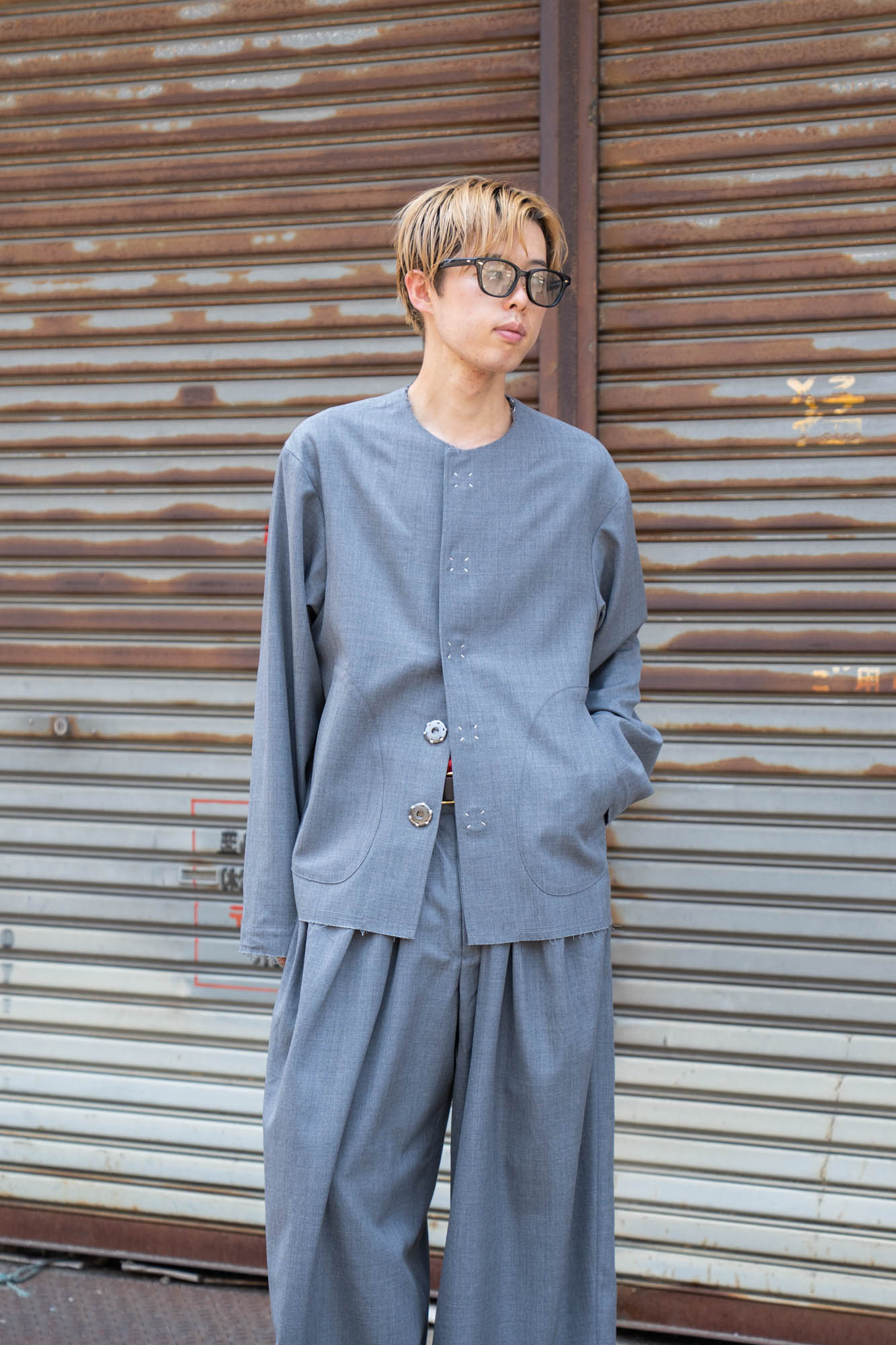 No-collar wool gabardine jacket