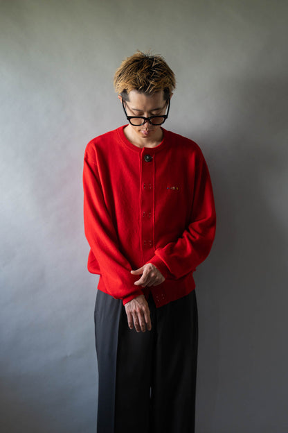 Wool knit cardigan for sign