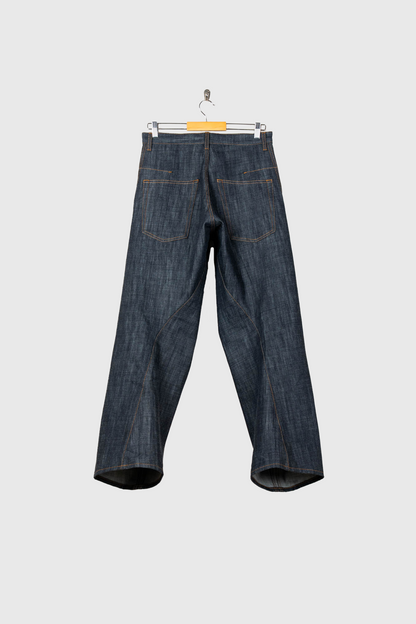 3D TWISTED WIDE LEG JEANS