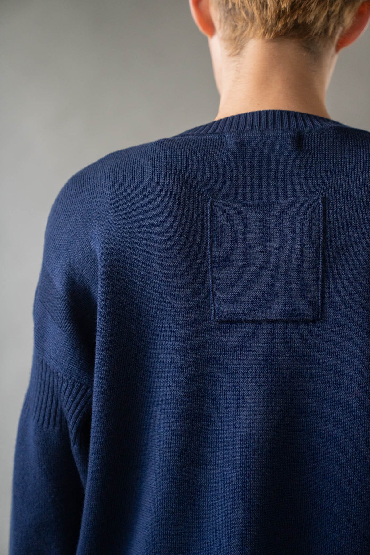 META SWEATER