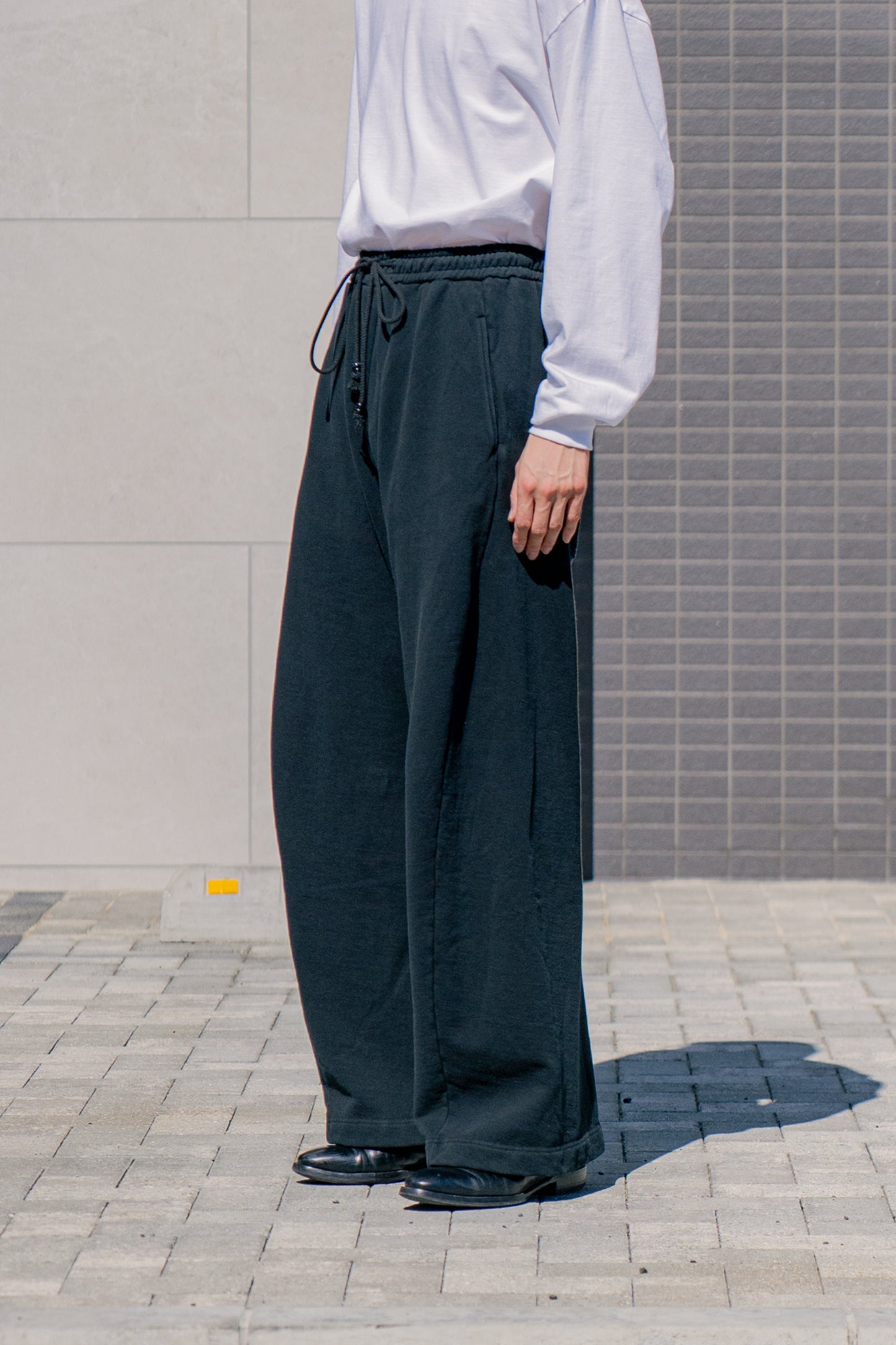 3D TWISTED LOUNGE WIDE PANTS