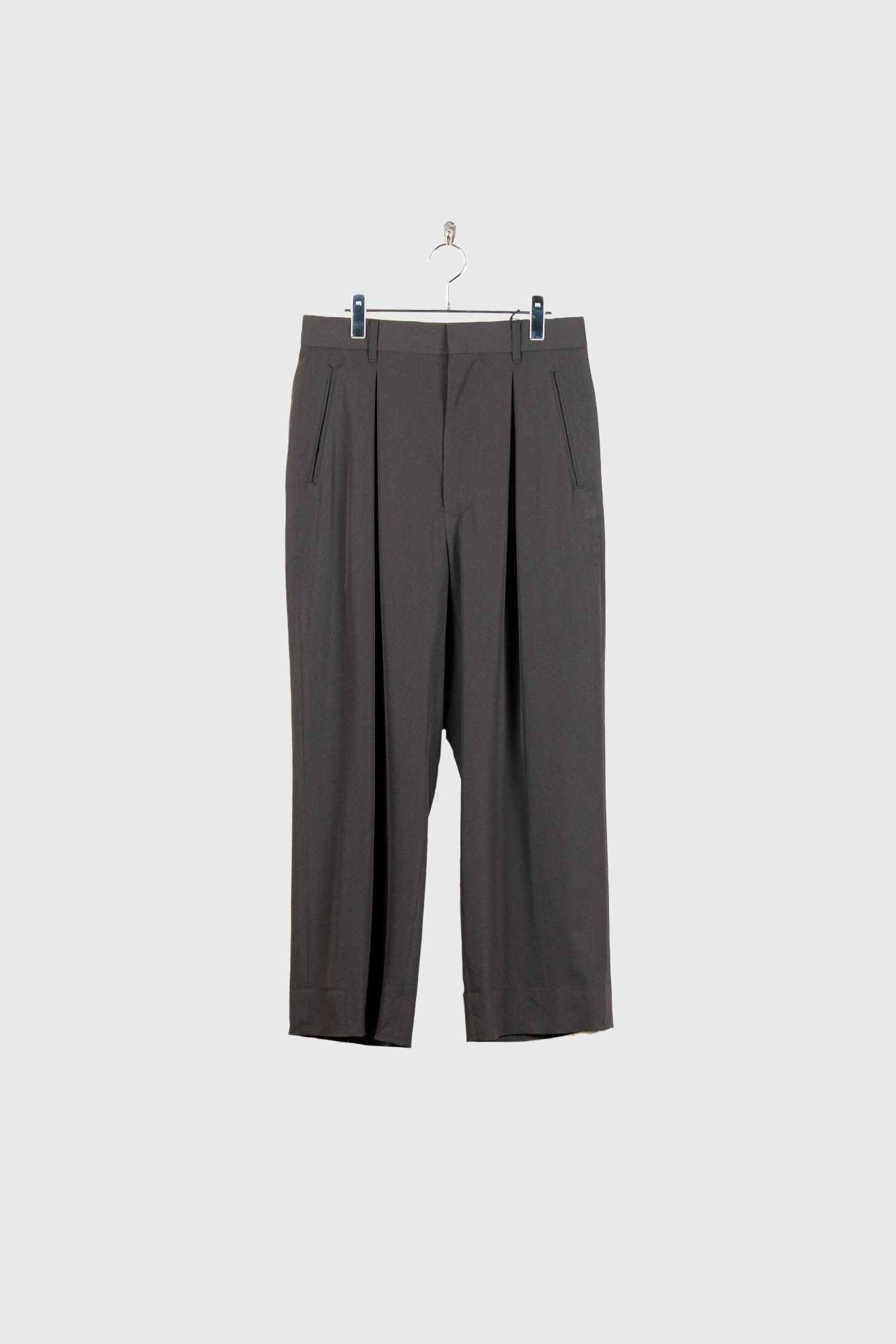 INVERTED PLEATS TROUSER