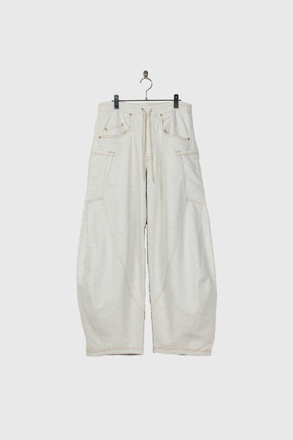 3D cutting sweat pants