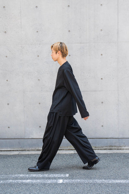 No-collar wool gabardine jacket