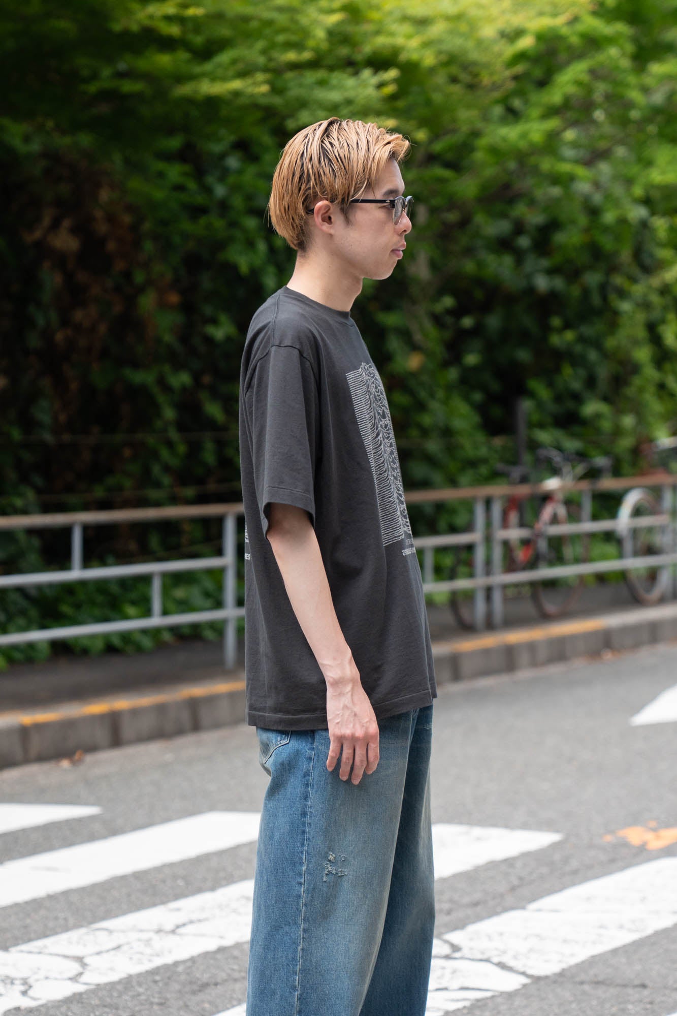 JD UNKNOWN PLEASURES Invert STANDARD