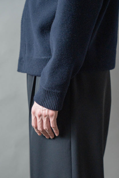 CREW NECK CARDIGAN