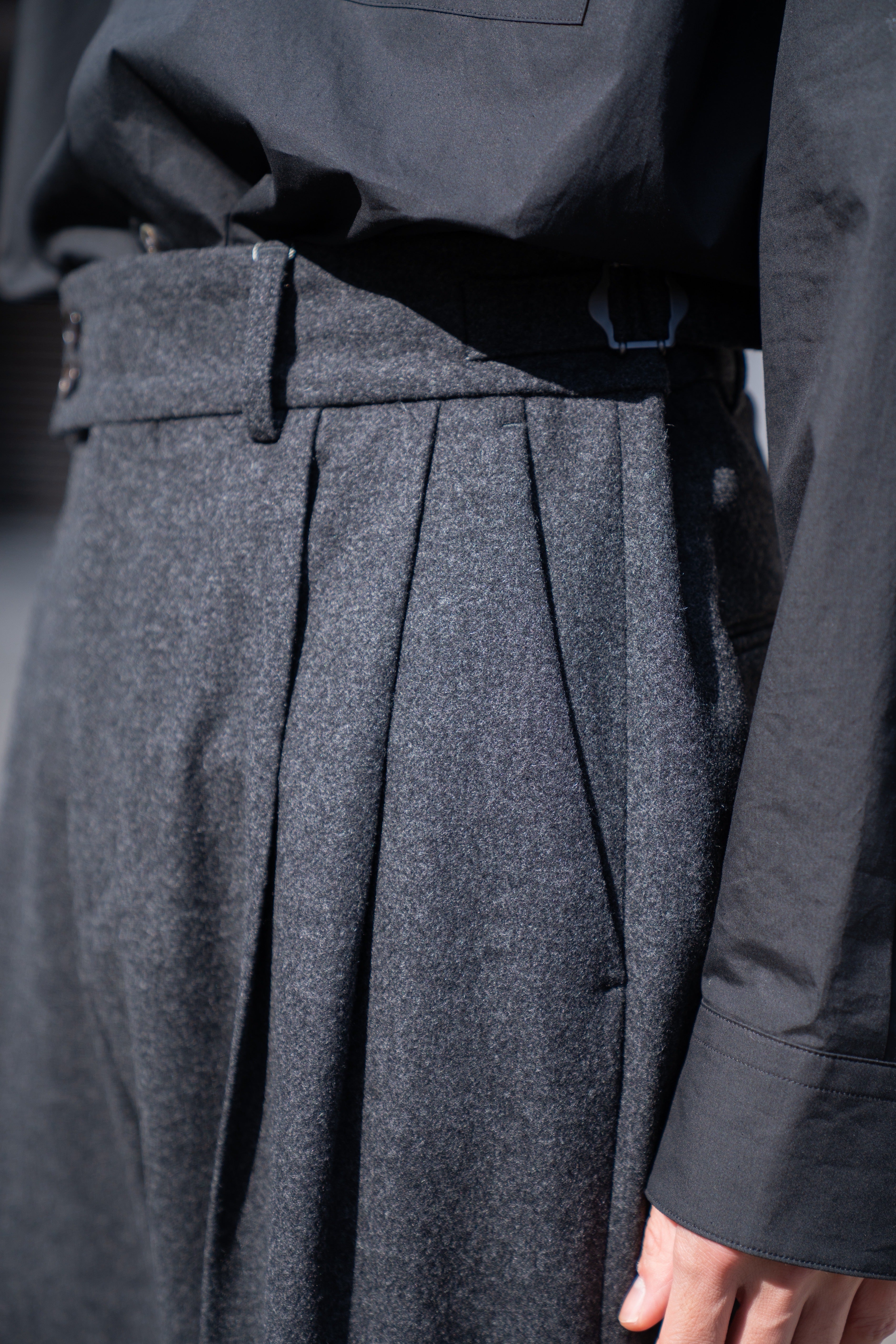 Santiago Mild Slacks – sign | サイン