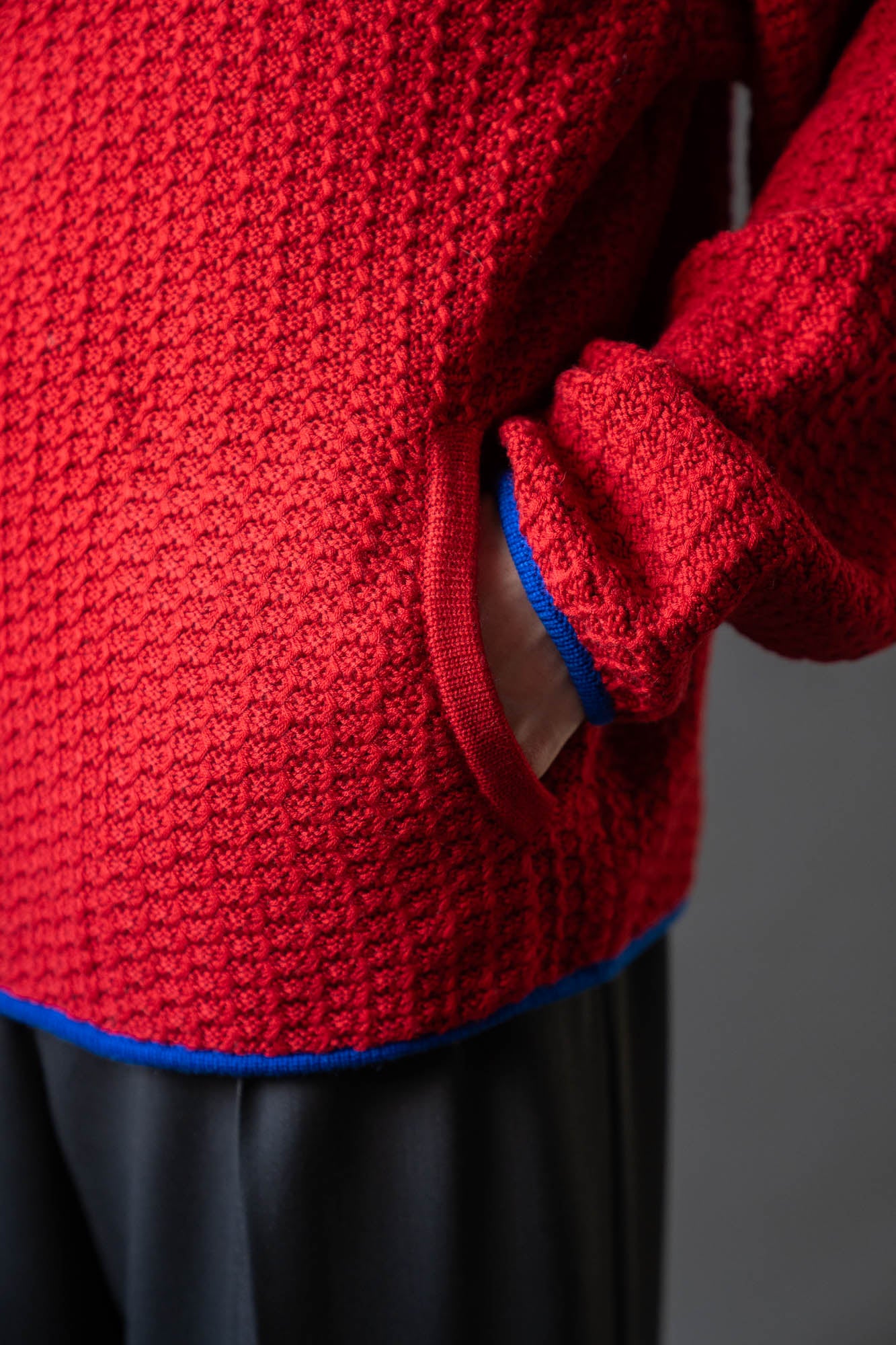 MOUNTAIN KNITTING PULLOVER