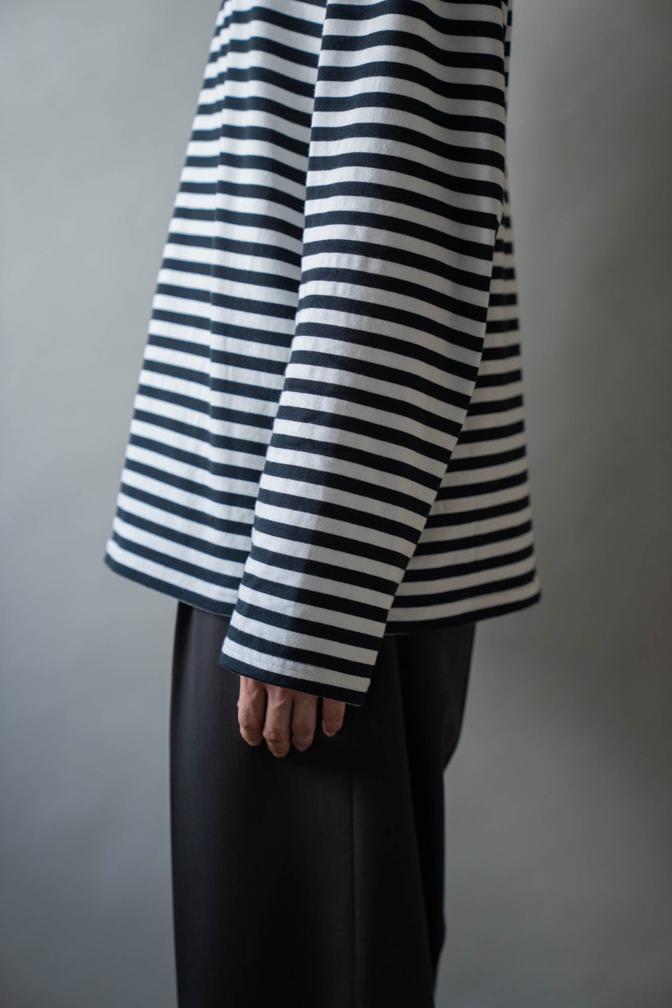 BORDER LONG T SHIRT