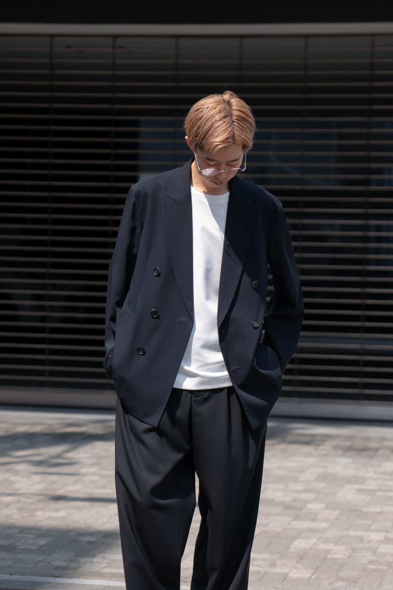 UNLINED NAVY BLAZER