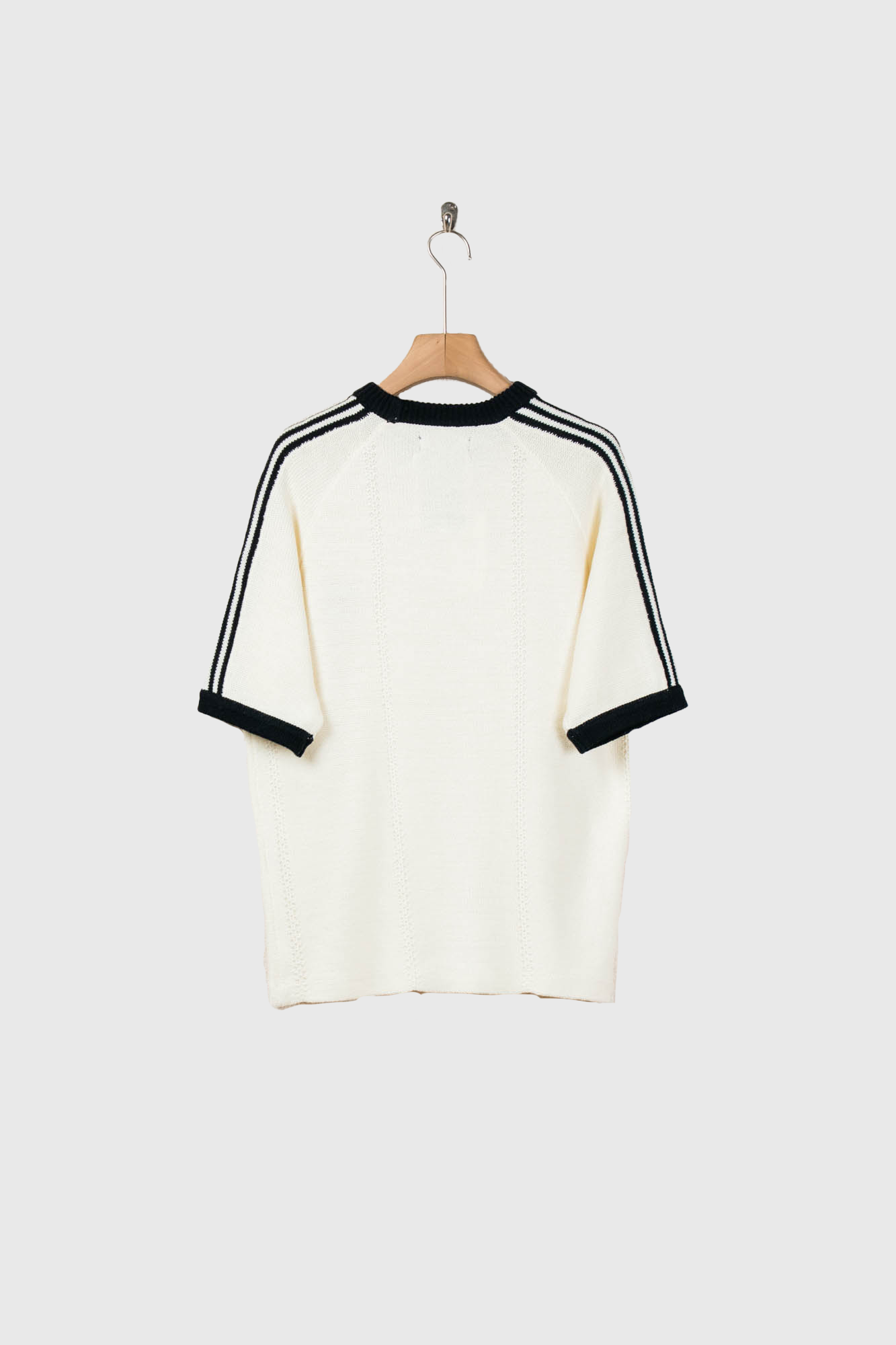 KNITTED TRAINING T-SHIRT