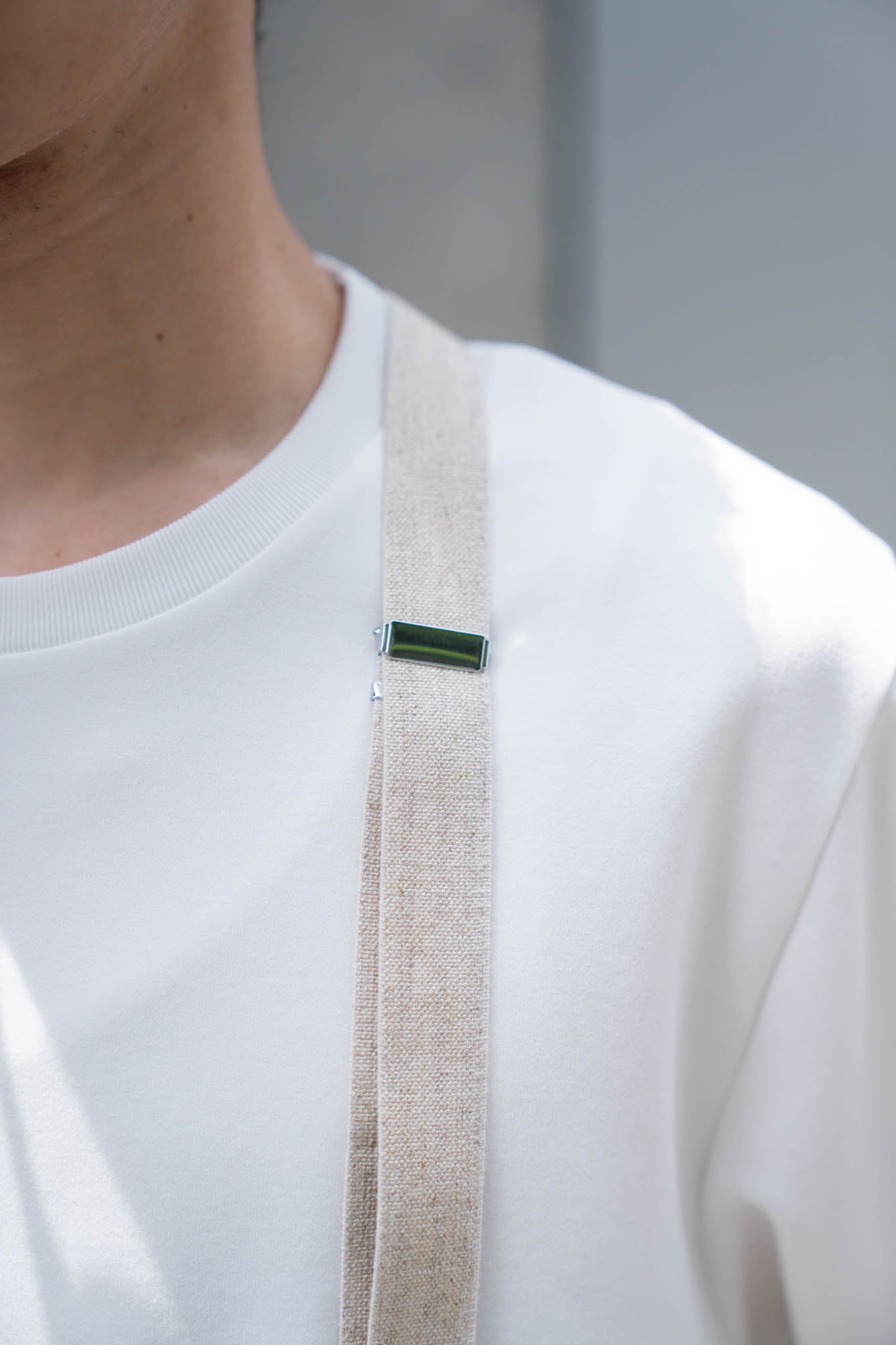 sign別注 Two-tuck trousers with suspenders