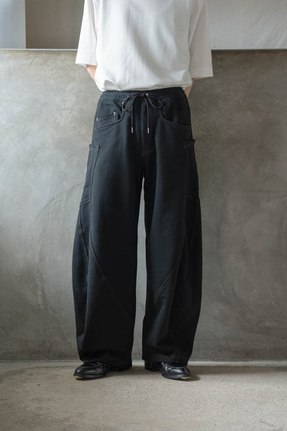 3D cutting sweat pants