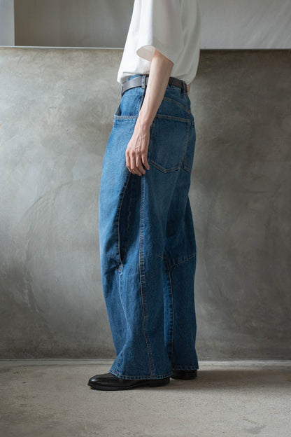 3D cutting denim pants