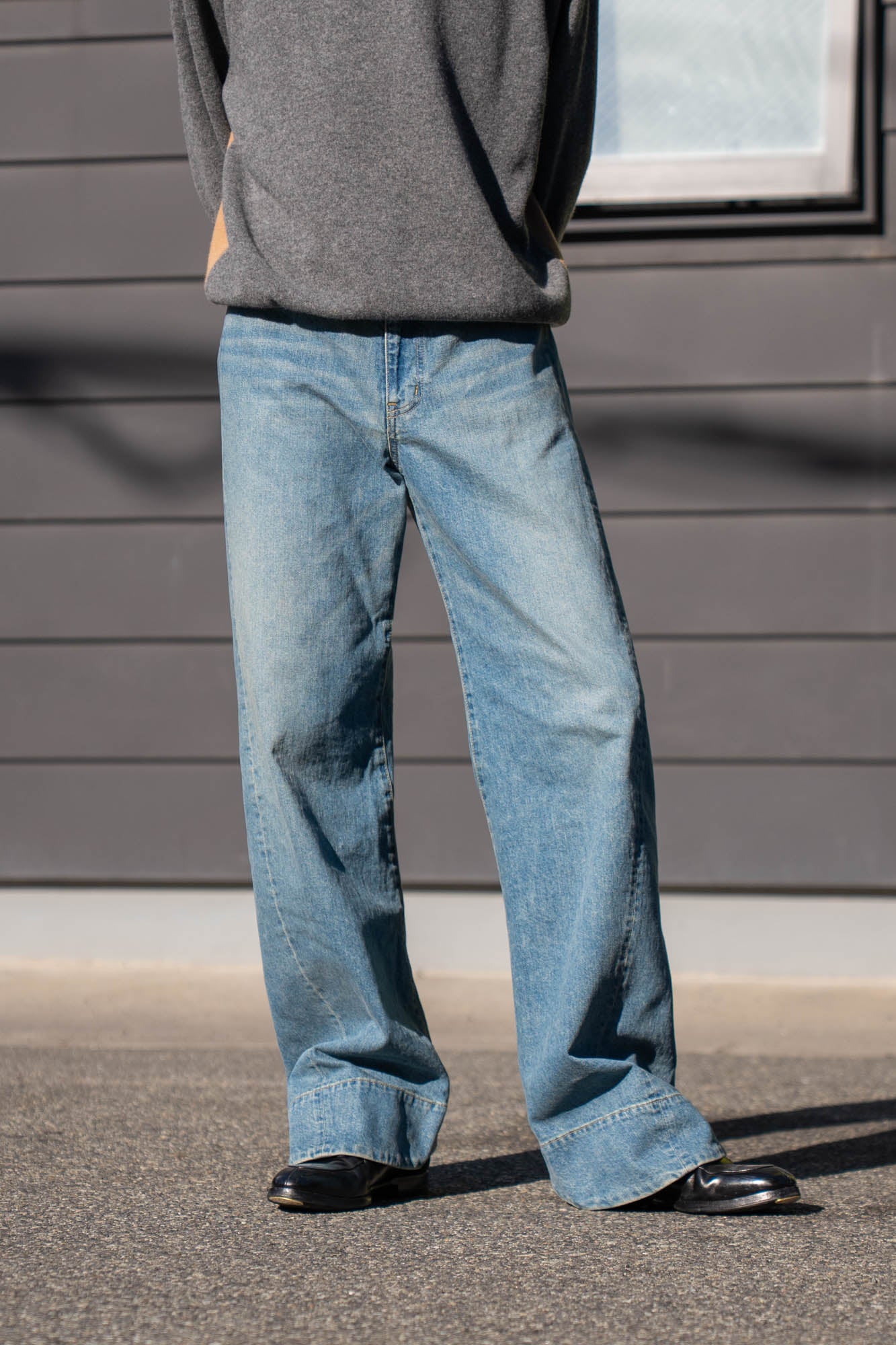 TWIST CUT DENIM JEANS(ST.1396)