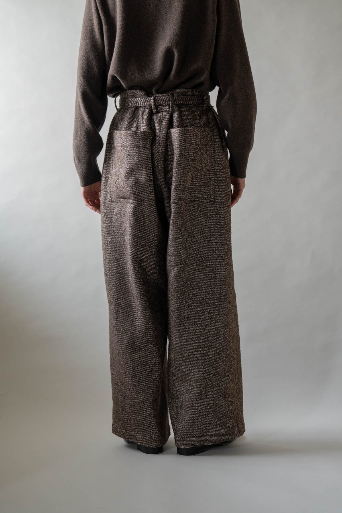 BELTED WIDE PANTS