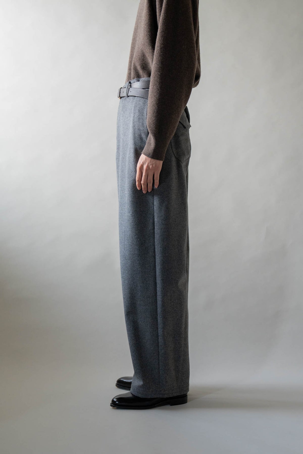 WIDE STRAIGHT PANTS