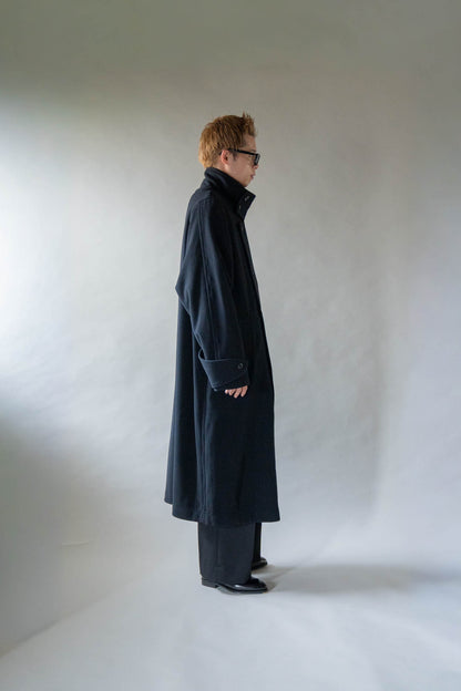 STAND-COLLAR COAT